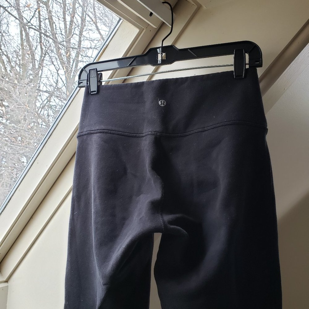 Lulu Lemon black fleece lined leggings